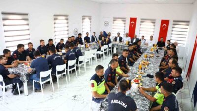 Çorum'un Alaca ilçesinde Belediye Başkanı Şerif Arslan, Jandarma Teşkilatı'nın 186.