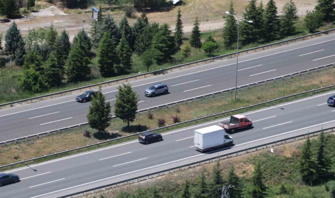 Ankara'da Kurban Bayramı tatili süresince jandarma helikopter destekli trafik denetimleri