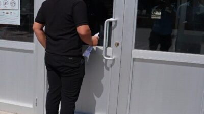 Kırşehir'de bir öğrenci sınav salonuna geç kaldığı için sınava alınmadı.