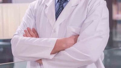 Prof. Dr. Altuğ Tuncel, böbrek üstü bezi tümörlerinde organ koruyucu