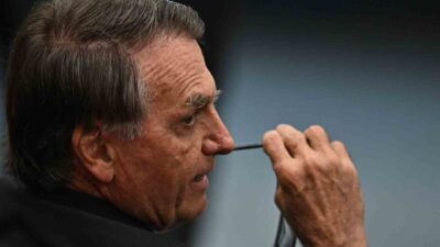 Brezilya eski Devlet Başkanı Jair Bolsonaro, mevcut Devlet Başkanı Lula