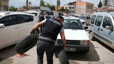 Çorum Belediyesi, tarihi ürün satan işletmelere ve dilencilere yönelik kaldırım