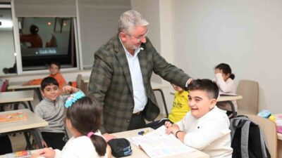 Çorum Belediyesi, yaz okulu programı ile çocuklara geniş bir eğitim