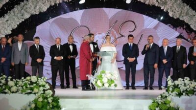 Ahlatcı ve Engin ailelerinin düğünü, iş, sanat ve spor dünyasından