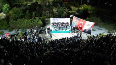 Çorum Belediyesi, deprem sonrası kardeş şehri Kahramanmaraş'ın Afşin ilçesinde "kardeşlik