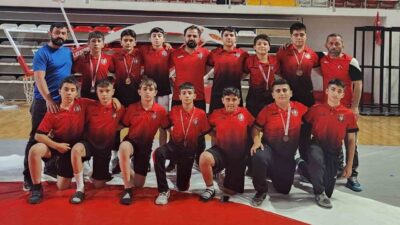 Çorum Belediyesi Spor Kulübü Güreş Takımı, Sivas'ta düzenlenen Minikler Güreş