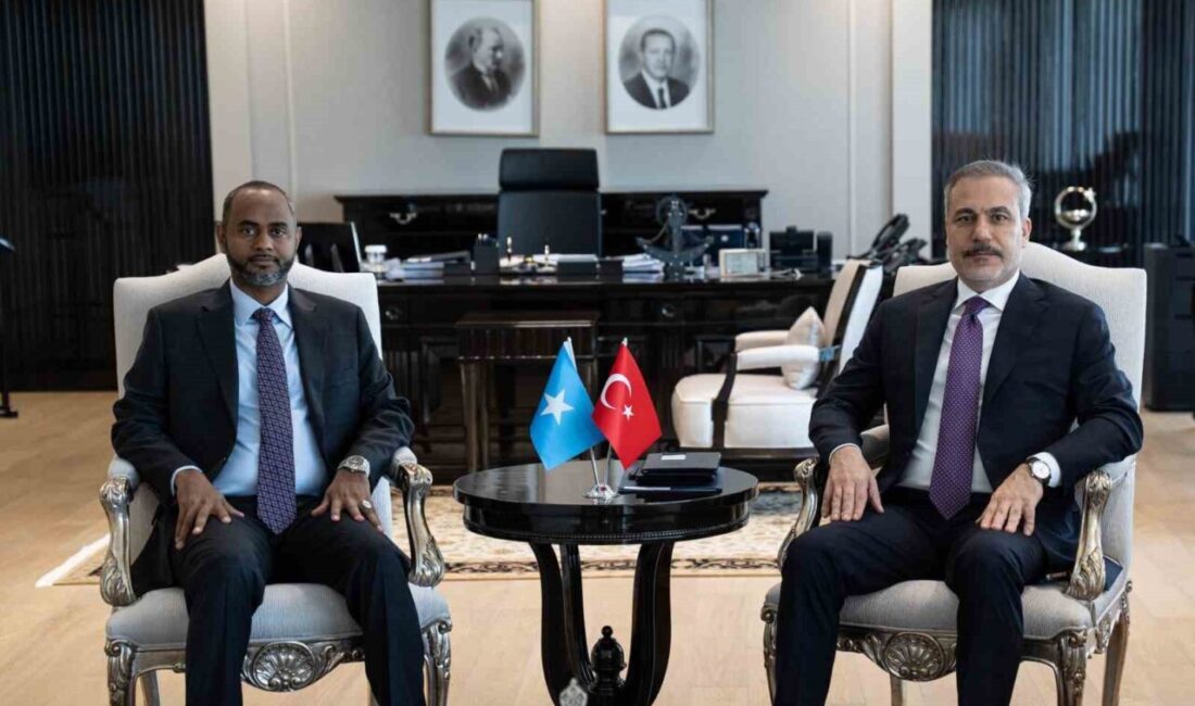 Dışişleri Bakanı Fidan, Somali Limanlar ve Deniz Ulaştırma Bakanı Nur ile görüştü Dışişleri Bakanı Hakan Fidan,