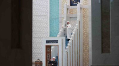 Diyanet İşleri Başkanı Ali Erbaş, Ahmet Hamdi Akseki Camii'nde cuma