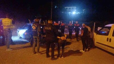 Çorum'da polis tarafından durdurulmaya çalışılan R.K. isimli sürücü kaçtı ve
