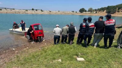 Yozgat'ın Aydıncık ilçesinde baraja düşen bir vatandaşa Jandarma yardım elini