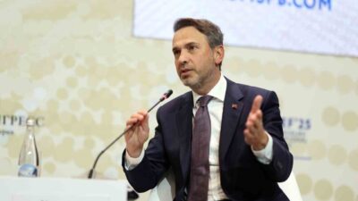 Enerji ve Tabii Kaynaklar Bakanı Alparslan Bayraktar, Rusya'da yaptığı konuşmada,