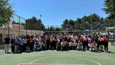 Hitit Üniversitesi öğrencileri, Çorum Belediyesi Engelli Eğitim Merkezi'nde özel öğrencilerle