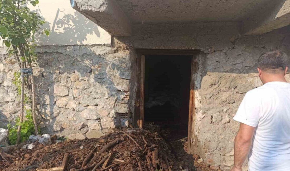 Çorum’un Osmancık ilçesinde bir evin bodrum katında çıkan yangın, itfaiye