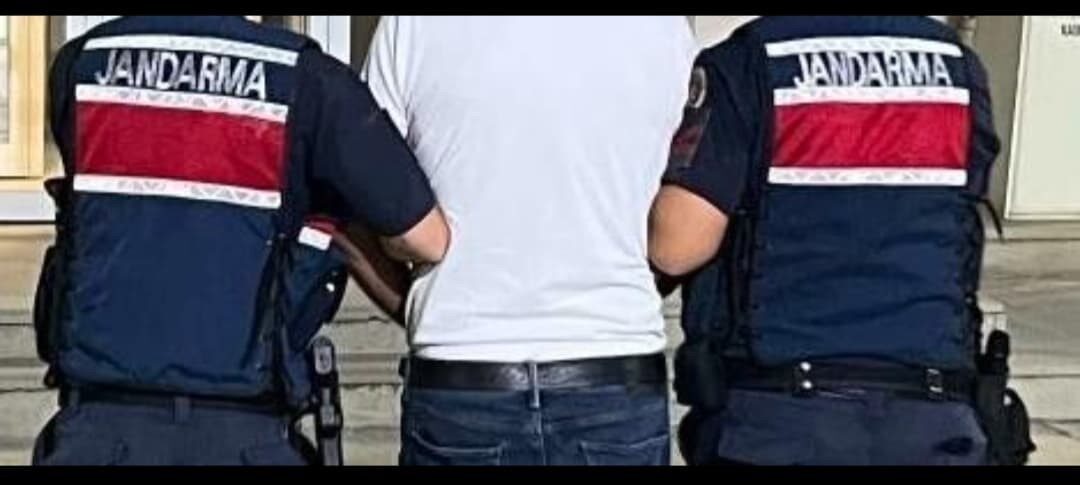 FETÖ üyeliğinden aranan E.Ç., Yerköy'de yakalandı. Kesinleşmiş cezasıyla tutuklanarak Yozgat