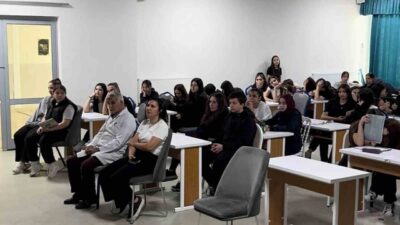 Sapanca Lokman Hekim Mesleki ve Teknik Anadolu Lisesi'nde düzenlenen söyleşide