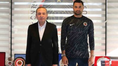 Gençlerbirliği, milli kaleci Gökhan Akkan'ı kadrosuna katarak 2 yıllık sözleşme