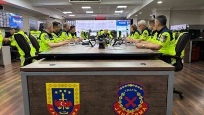 Jandarma Genel Komutanlığı Trafik İzleme Merkezleri, teknolojik sistemlerle kara yollarını