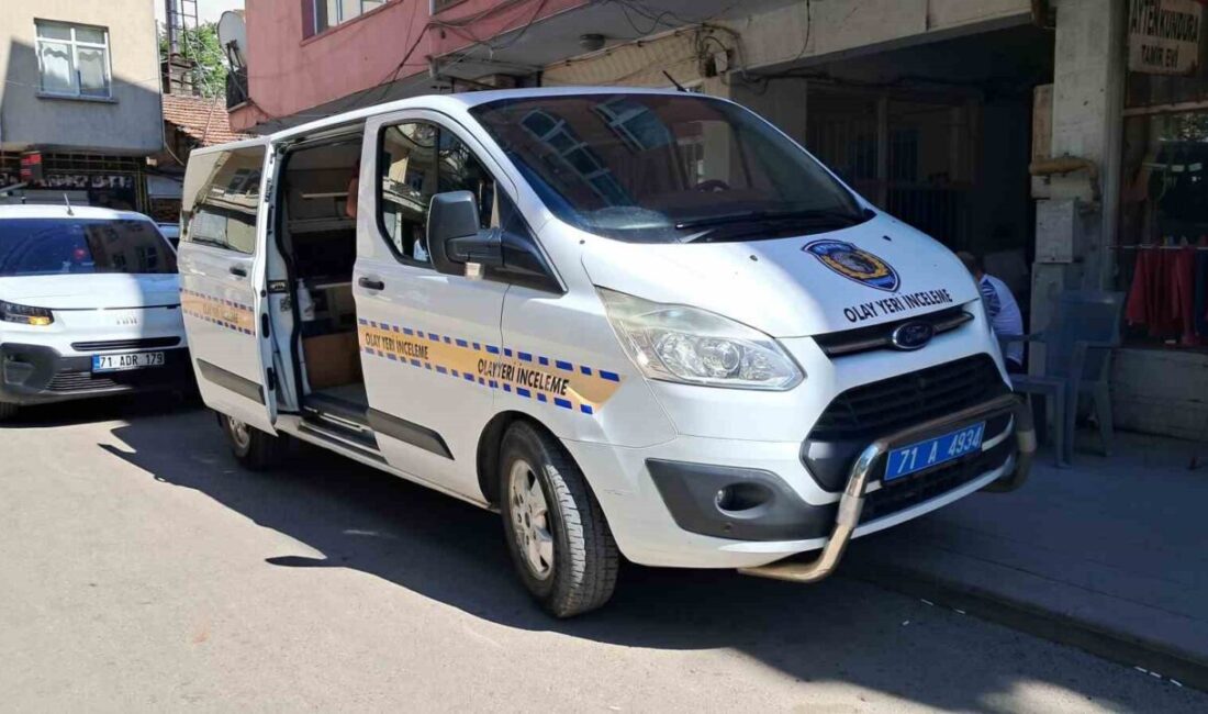 “Kanepeden düştü” ihbarıyla cinayeti gizlemek isteyen 3 şüpheli tutuklandı Kırıkkale’de alkol alan 4