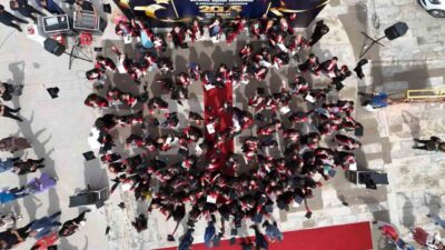 Kırıkkale Belediyesi Bilim Merkezi'nde düzenlenen mezuniyet töreni ve çevre farkındalığı