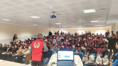 Kırşehir İl Emniyet Müdürlüğü, 4 bin 441 öğrenciye terörle mücadele