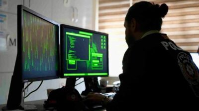 Kırşehir merkezli yürütülen operasyonda, yasa dışı bahis çetesi üyeleri Kayseri