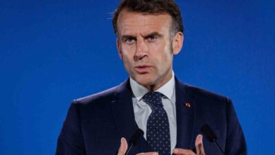 Fransa Cumhurbaşkanı Macron, İran Cumhurbaşkanı Pezeşkiyan ile yaptığı telefon görüşmesinde,