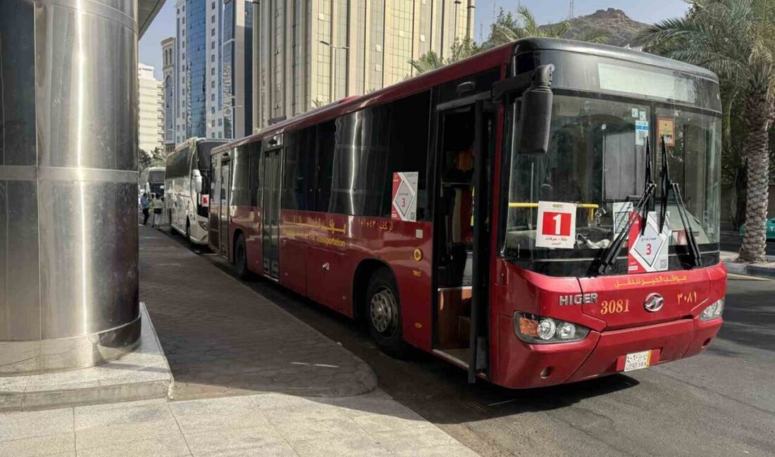 Hicri 1446 yılı haccı için Arafat Vakfesi'ne gerçekleştirilen nakiller bu