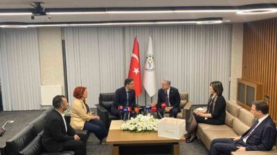 MHP Genel Başkan Yardımcısı Sadir Durmaz ve beraberindeki heyet, DEM