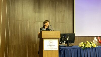 Ankara'da Dünya Tütünsüz Günü dolayısıyla düzenlenen panelde, Prof. Dr. Ayşegül