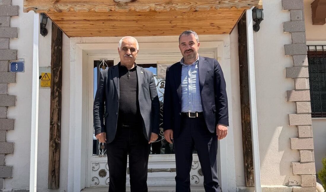 Pursaklar Belediye Başkanı Ertuğrul Çetin, Kurban Bayramı dolayısıyla mahalle muhtarlarını