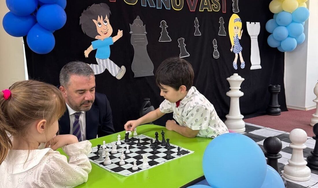 Pursaklar Belediyesi Nezaket Okulları, Geleneksel Satranç Turnuvası düzenledi. Belediye Başkanı