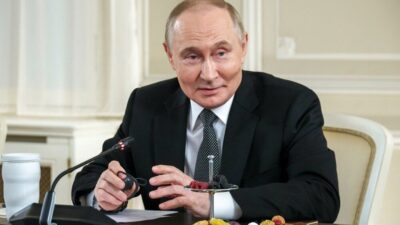 Rusya Devlet Başkanı Vladimir Putin, İsrail ve İran gerilimini düşürme