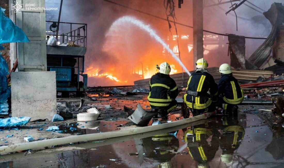 Rus ordusunun Kiev'e düzenlediği saldırılarda 3 kişi hayatını kaybetti, 49