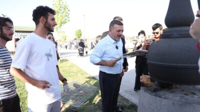 Sincan Belediye Başkanı Murat Ercan, Sincan Park'ta YKS öğrencilerine özel