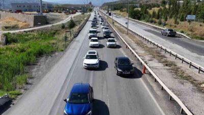 Kurban Bayramı tatilinde memleketlerine gitmek için yola çıkan vatandaşlar, Kırıkkale'de