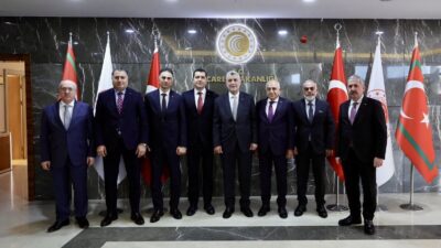Ticaret Bakanı Ömer Bolat, Ankara'da Türkiye Ayakkabı Sanayicileri Derneği ve