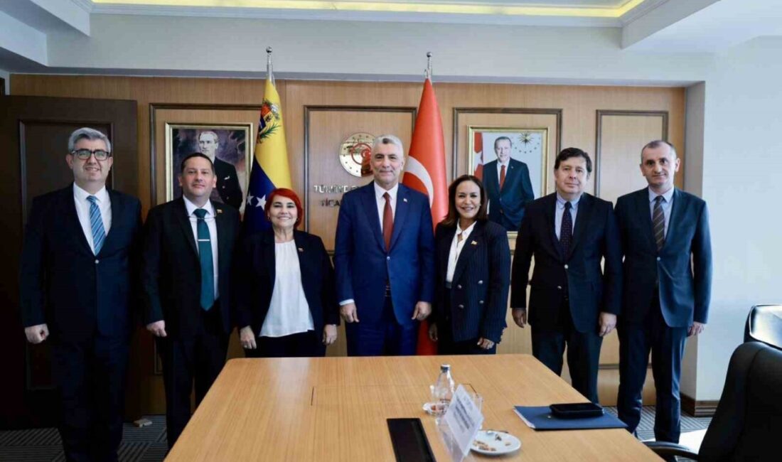 Ticaret Bakanı Ömer Bolat,