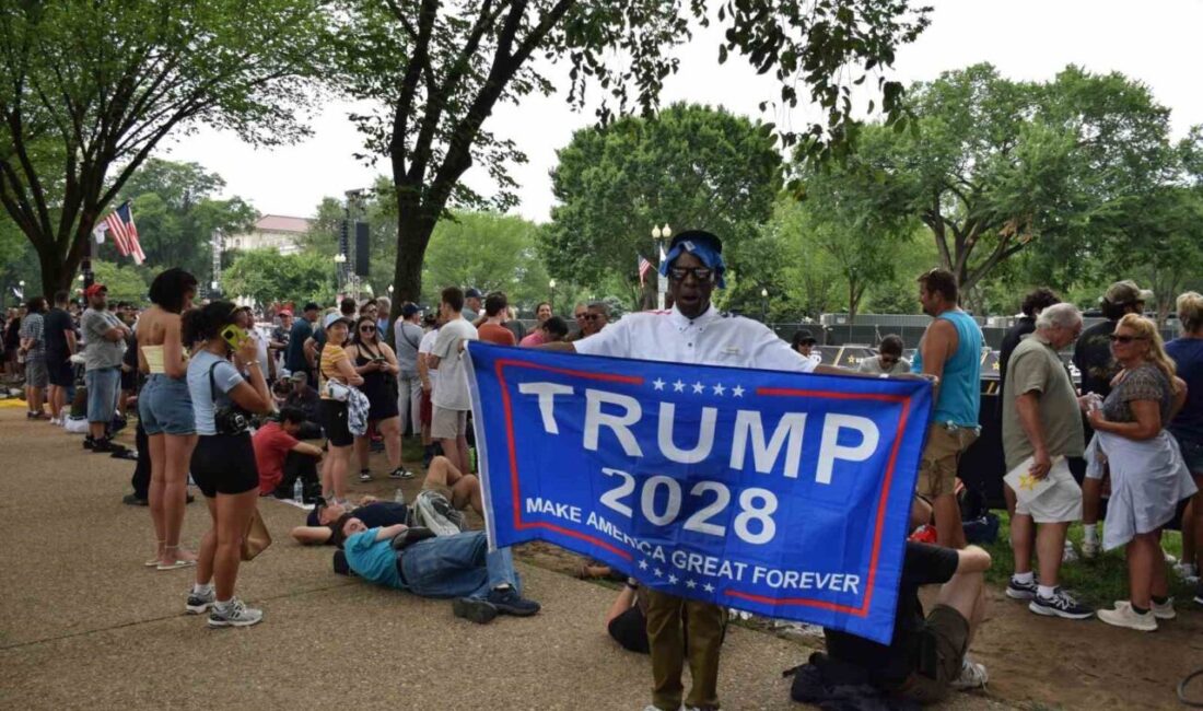 ABD Başkanı Trump, Amerikan ordusunun 250. yıl geçit töreninde askeri