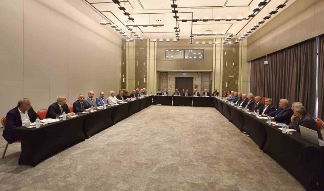 TŞOF İstişare ve Değerlendirme Toplantısı Trabzon’da gerçekleştirildi TŞOF Trabzon'da İstişare ve
