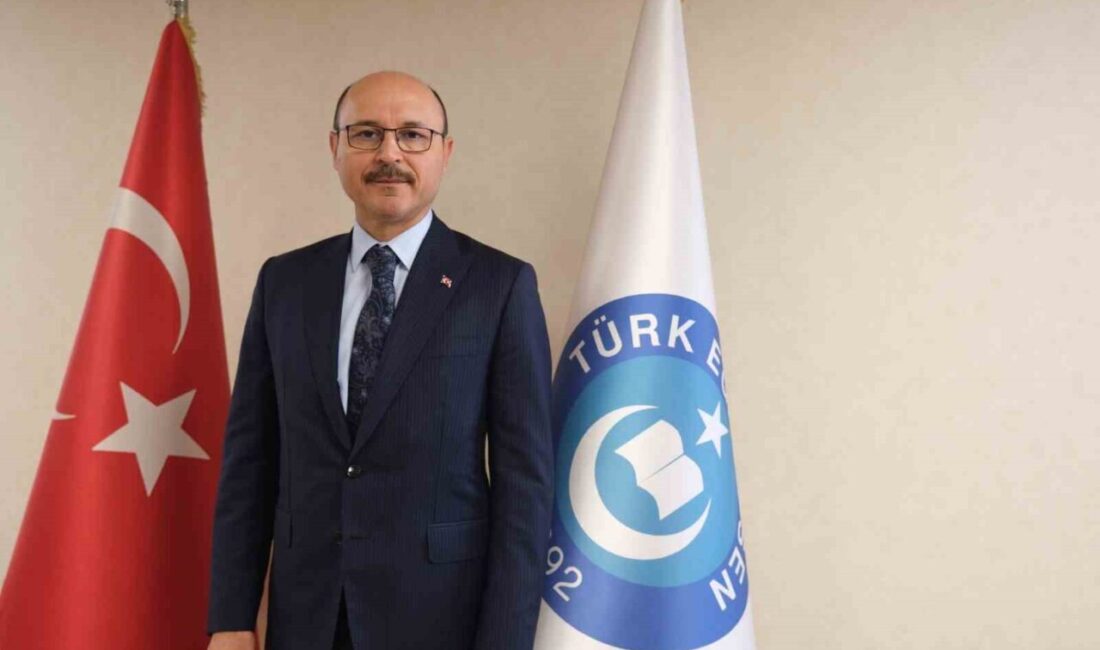 Eğitim-Sen Genel Başkanı Talip Geylan, öğretmen atama sayısının yetersizliğine dikkat