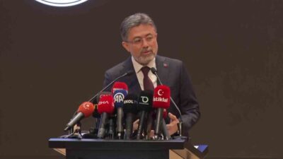 Tarım ve Orman Bakanı Yumaklı'nın katılımıyla gerçekleşen 'yakMA' kitap lansmanında