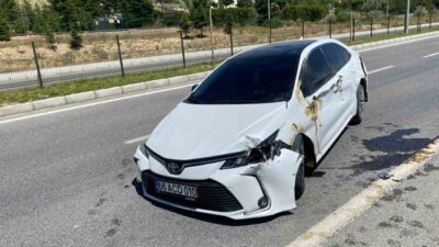 Yozgat merkezinde meydana gelen trafik kazasında 2 kişi yaralandı. Kaza,