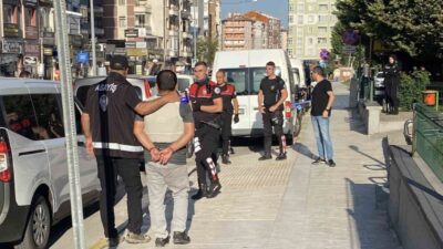 Çorum'da semt pazarındaki yer anlaşmazlığından çıkan silahlı kavgada 1 kişi