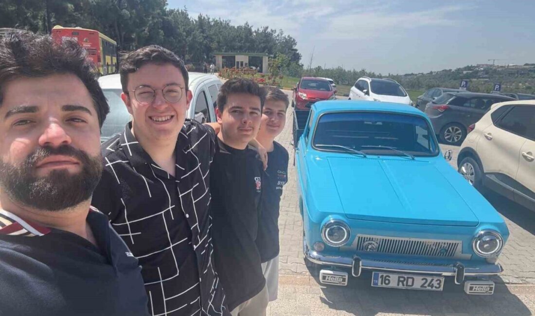 Mudanya Üniversitesi Otomotiv Teknolojisi Programı öğrencisi Berk Korkmaz ve kuzeni