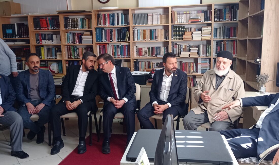 Yozgat milletvekilleri Abdülkadir Akgül ve Süleyman Şahan, AK Parti İl