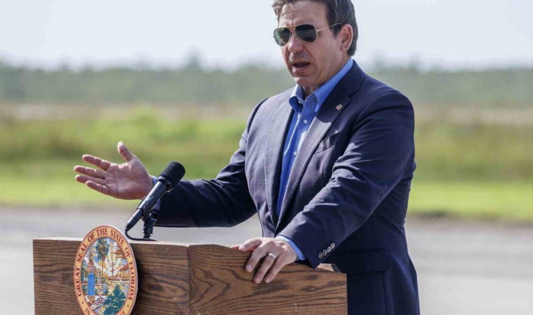 Florida Valisi Ron DeSantis, Alcatraz Göçmen Gözaltı Merkezi'nden sınır dışı