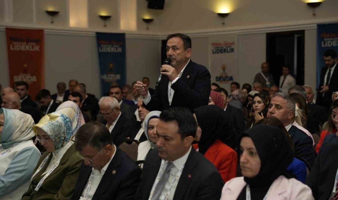 AK Parti'nin 32. İstişare Toplantısı'nda Cumhurbaşkanlığı Kabinesi üyeleri toplum, güvenlik,