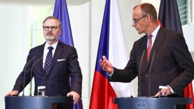 Almanya Başbakanı Friedrich Merz, İsrail'in Gazze'ye yönelik saldırılarına son verilmesi