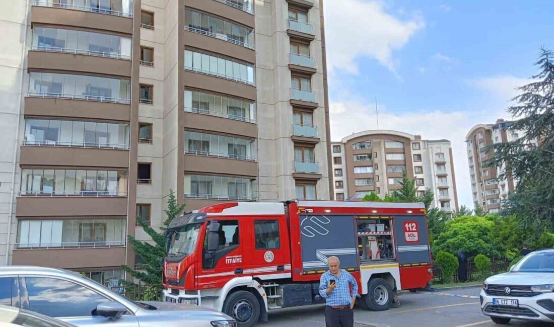 Ankara'da 14 katlı apartmanın 9. katındaki dairede çıkan yangın, itfaiye