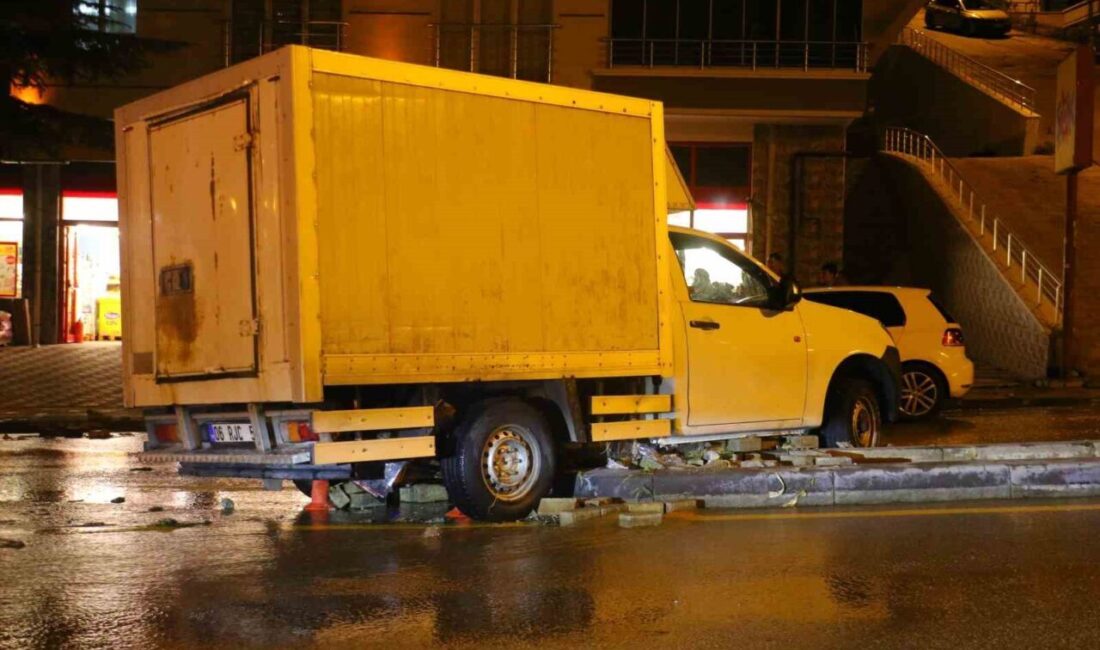 Ankara Keçiören'de sağanak yağış sele sebep oldu. Sel sularına kapılan